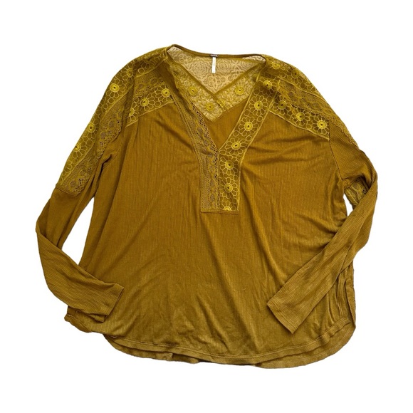 Free People Lola Lace Trim Top In Alchemy Khaki - Picture 2 of 7